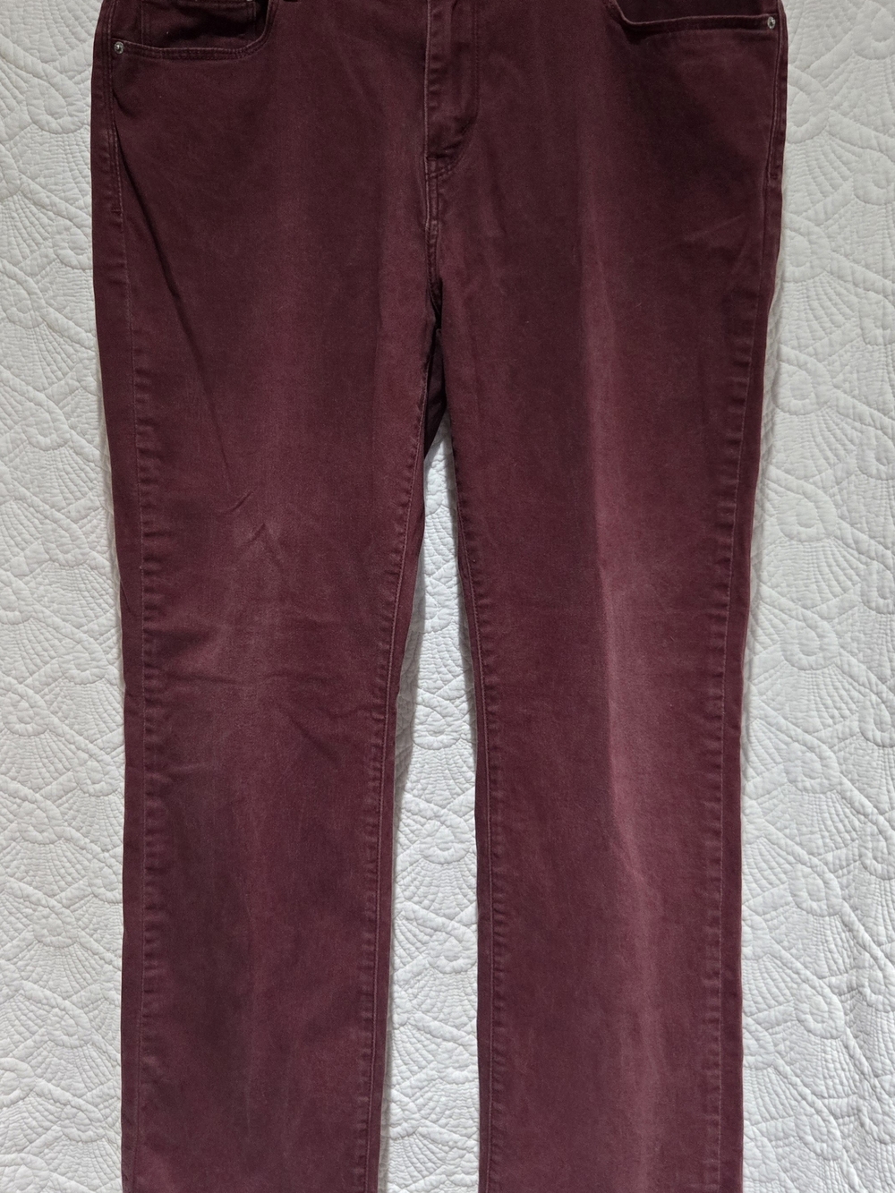 LEVI 505 WOMEN STRAIGHT LEG BURGANDY PANT SIZE 32x32